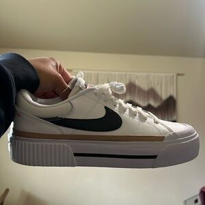 Women’s Nike legacy lift shoes